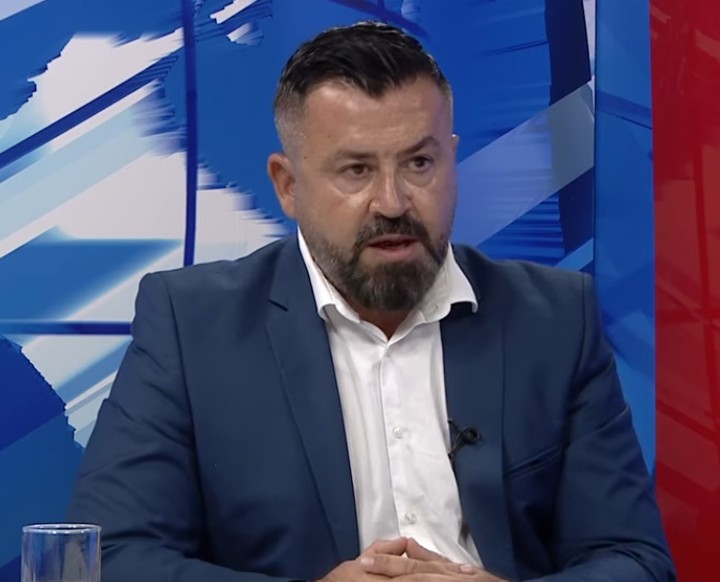 Лазов-Одам со крената глава. Место театар СДСМ да каже што направиле тие за проблемот на Гостивар со вода