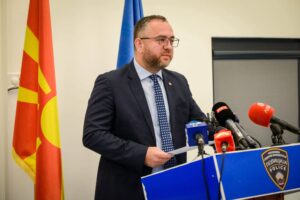 Тошковски: Водата во Гостивар сè уште не е за пиење, испитувањата ќе бидат почести