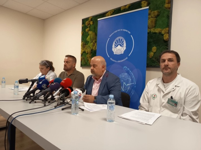 Директорот на Инфективна: Немаме податоци за пациенти со проблеми поради водата за пиење во Скопје