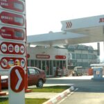 Oд полноќ значително поскапување на горивата