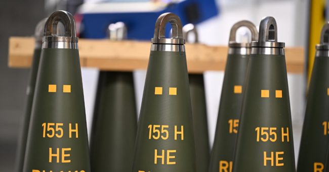 ГЕРМАНСКИ „РАЈНМЕТАЛ“ НЕМА ДА ГРАДИ ФАБРИКА ЗА БАРУТ И ГРАНАТИ ВО БУГАРИЈА БИДЕЈЌИ НЕ МОЖЕ ДА ИМ СЕ ЗЕМЕ МИТО, ВЕЛИ БОРИСОВ