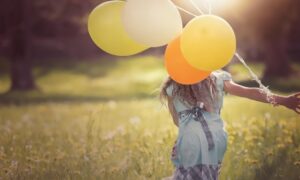 СÈ ИМ ТРГНУВА НА ПОДОБРО: 3 хороскопски знаци конечно ќе продишат