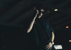 ZHAKK и MICHI KASH со нова урбана бомба: „Не си на ниво“ доби официјален видеоспот