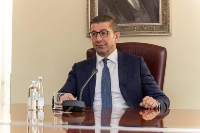 СДСМ: Мицкоски од „научната екскурзија“ се врати со најави за инвестиции и обвинувања кон опозицијата