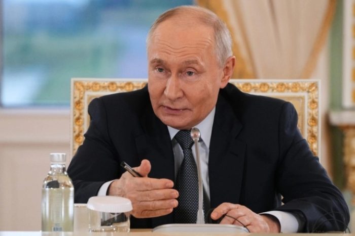 ПУТИН ОДГОВОРИ СО „БРОД ЗА БРОД“: Русија ќе возврати на ист начин ако ЕУ и западните земји запленат руски трговски бродови