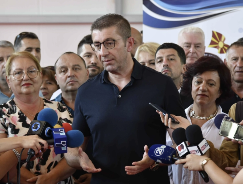 Мицкоски ја обвини опозицијата, се обидела да создаде хистерија за водата во Скопје, за Гостивар, Владата не била одговорна