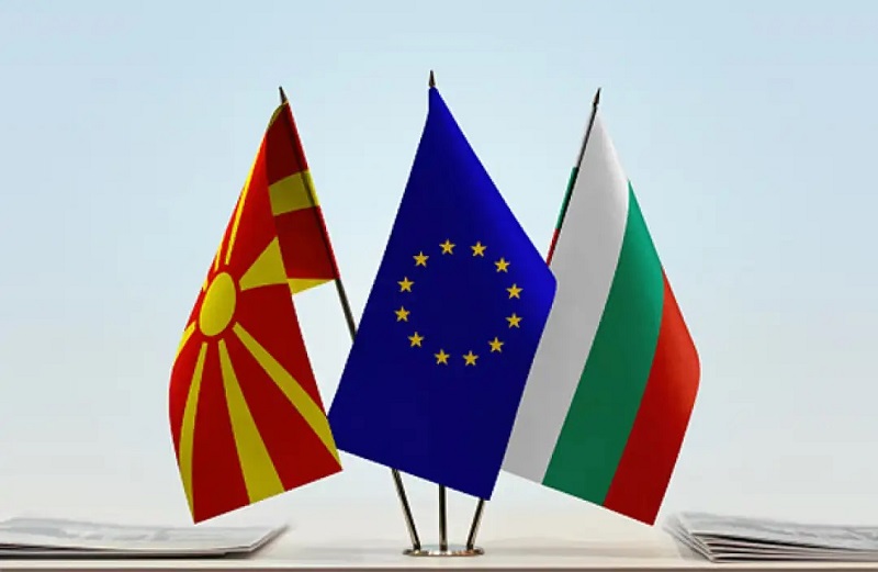 Бугарската министерка: Ги убедиме Европските партнери да ја прифатат нашата позиција, Скопје сега нема политичка волја за ЕУ