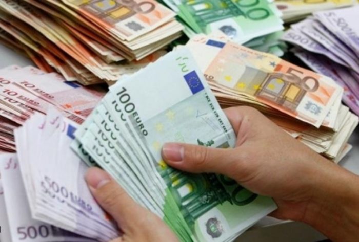 ПОПОВ: Јавниот долг на Македонија се намалува и изнесува 58,8 проценти од БДП, одговорните економски политики даваат резултат