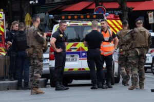 Франција ги менува правилата: Полицијата е невина додека не се докаже спротивното