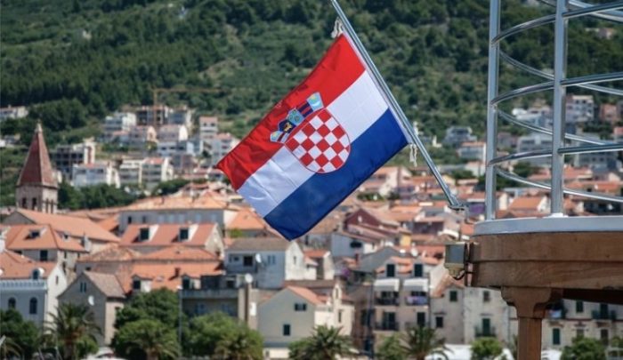 АНКЕТА ВО ХРВАТСКА: Одморот стана луксуз за 5 отсто повеќе Хрвати од лани, финансиските ограничувања се најчеста причина