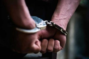 Во Солун сузбиена меѓународна криминална група, уапсени македонски и косовски државјанин