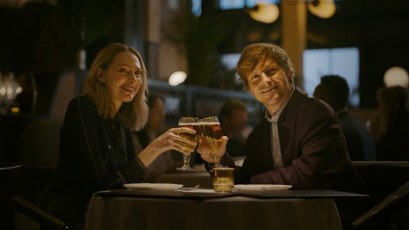 „Кон иднина со повеќе здравици“: AB InBev со нова глобална кампања по повод Меѓународниот ден на пивото