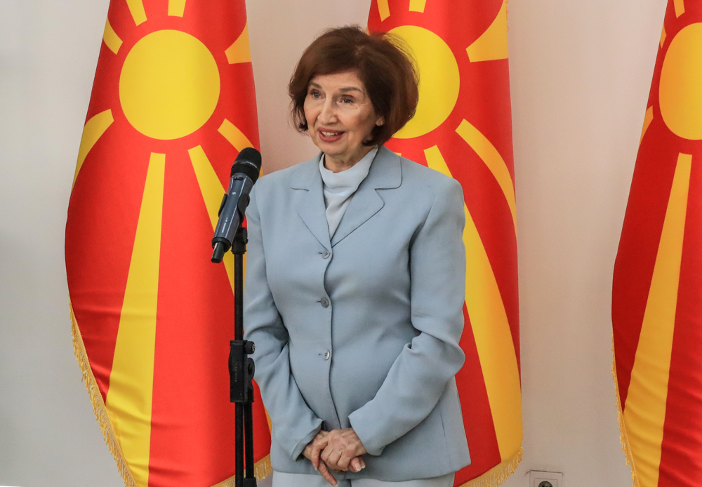 Сиљановска-Давкова: Aрмијата е фактор на стабилност, безбедност и доверба