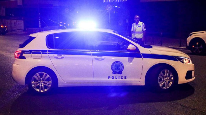 Шок во Атина: Пронајдено мртво бебе во куфер, било избодено со нож