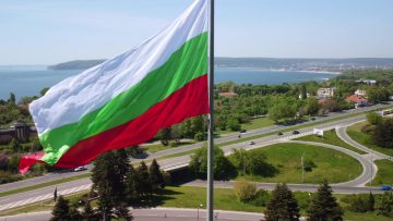 БУГАРИЈА ГО ПОВИКА УКРАИНСКИОТ АМБАСАДОР: Дронот што падна кај границата со Романија најверојатно бил украински
