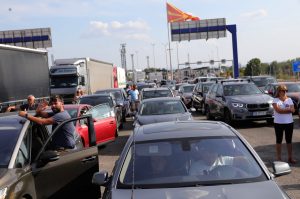 На „Табановце“ за влез во државата се чека околу 45 минути