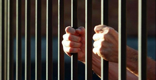 Затвореник избега на судење во Струмица со лисици на рацете