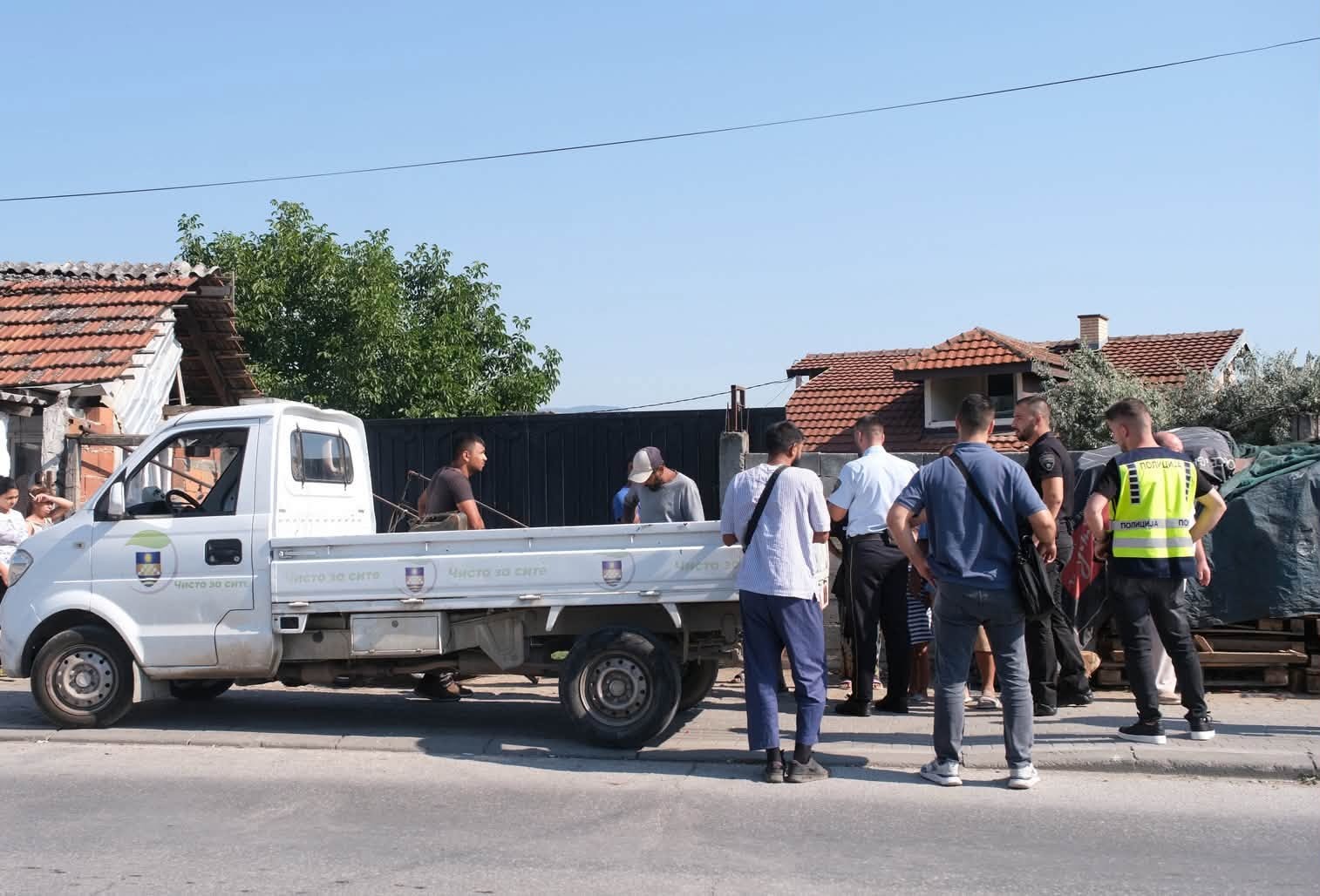 Општина Карпош и полицијата во вонреден надзор на дивоградбите во Злокуќани
