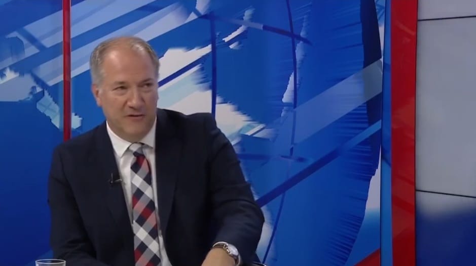 Жерновски: Владата како победа го претставува она што до вчера го нарекуваше велепредавство
