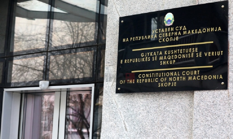 Уставниот суд ги алармира Обвинителството и Судскиот совет дека граѓански судија не спровел негова одлука