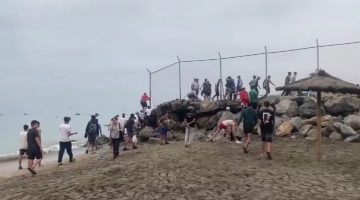 МИГРАНТИТЕ СО НОВ ОБИД ЗА УПАД ВО СЕУТА: Мароканските сили спречиле стотици луѓе да се приближат до границата