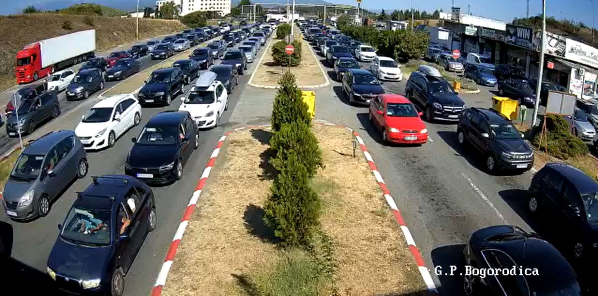 Ако тргнувате на пат, на Табановце и на Богородица има гужва