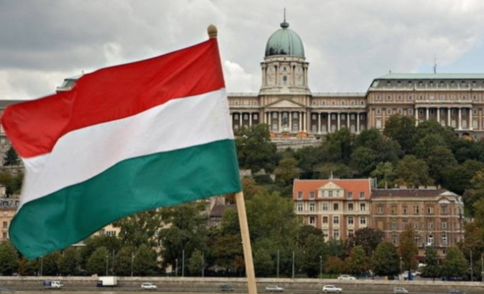Андраш Баца, нов претседател на Унгарија