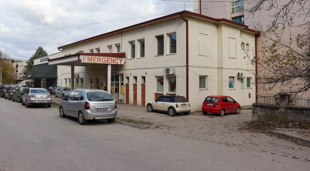 Двегодишно дете донесено во кумановската болница по труење со лекови