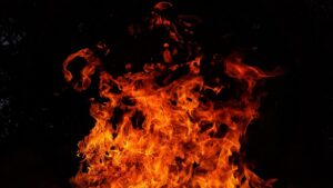 Големи пожари во Албанија,  Бегај апелира на солидарност и одговорност од сите