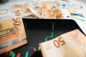 Европските берзи продолжија да растат, индексот Stoxx 600 достигна рекорд