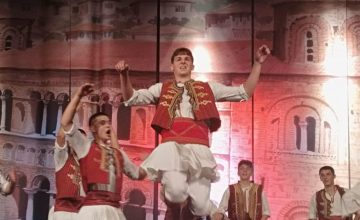 Охридскиот ансамбл „Отекс Фолк“ ја промовира македонската традиција пред европската публика