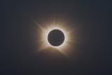 Приказната на еден астрофотограф за целосното затемнување на Сонцето