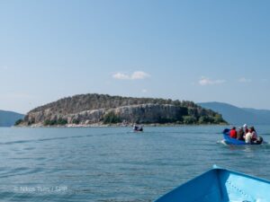 Природата ги поврза младите: Прекуграничната летна школа во Преспа ги инспирираше идните чувари на природата