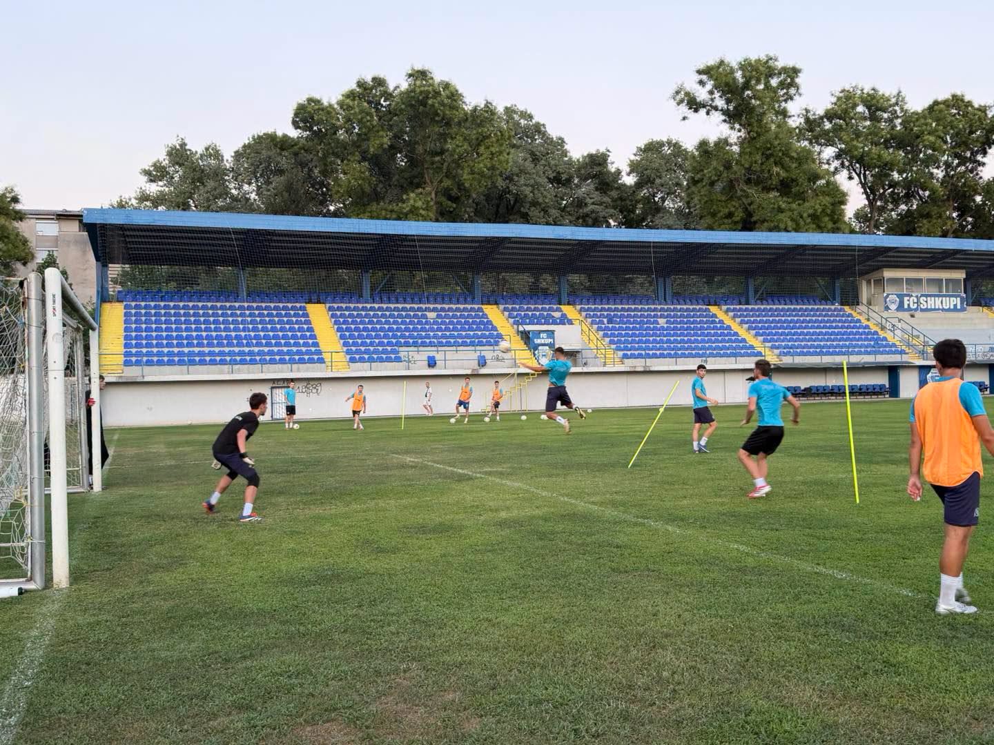 Шкупи бара помош од скопски бизнисмени – до „гуша“ е во долгови!