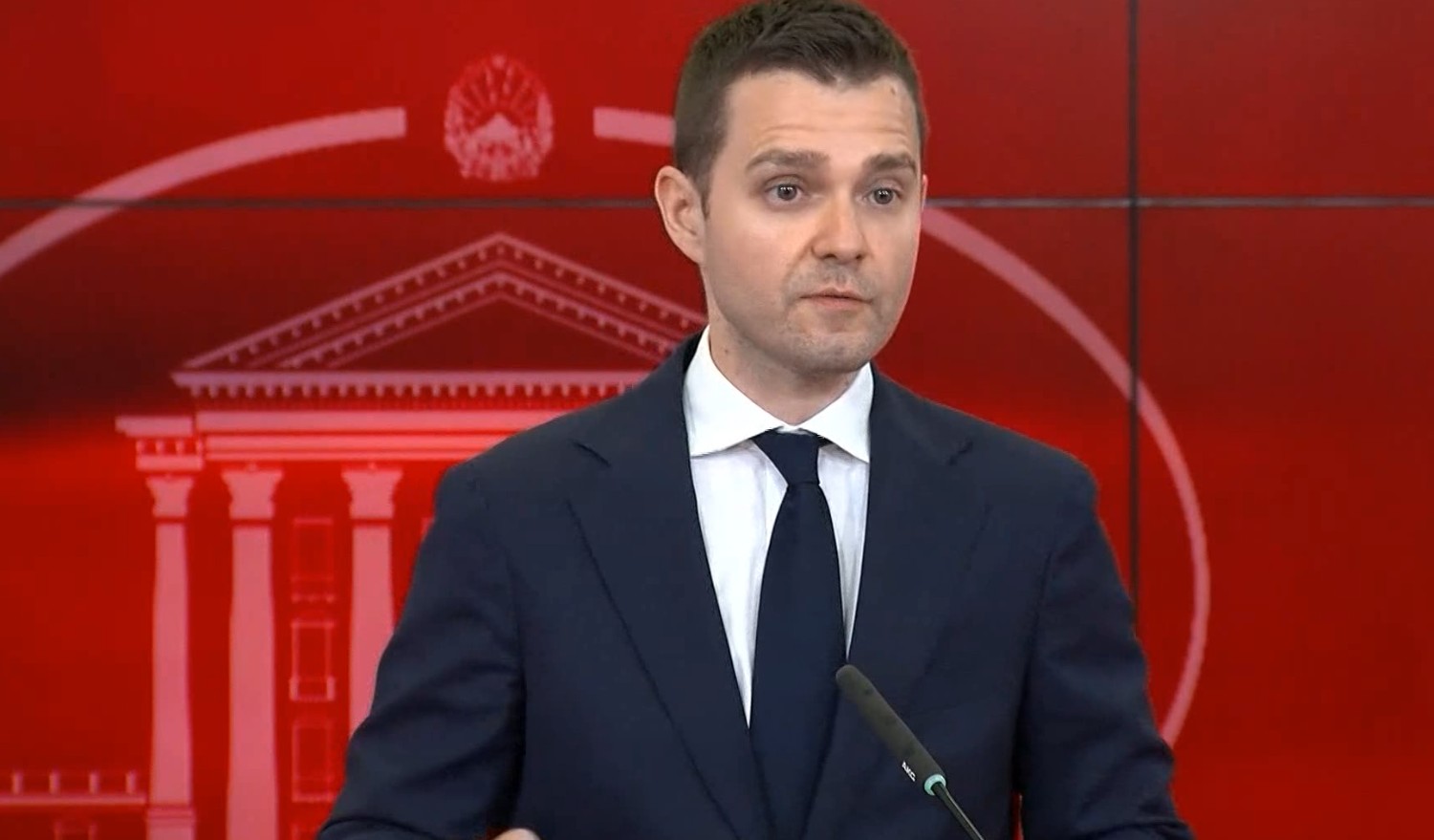 Муцунски: Надворешната политика е државна политика