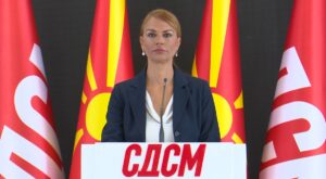 (ВИДЕО) Поповиќ: Граѓаните на Гостивар бараат чиста вода и одговорност, Савески не сака да реагира