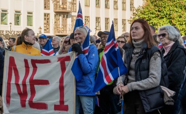 ИСЛАНЃАНИТЕ ГО ОДБИЈА ПРОДОЛЖУВАЊЕТО НА ПРИСТАПНИТЕ ПРЕГОВОРИ СО ЕУ