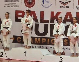 Ива Богдановска е балкански џудо шампион за сениори