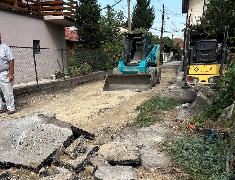 Се асфалтира улицата „Ѓорѓи Крапчев 5“ во Аеродром