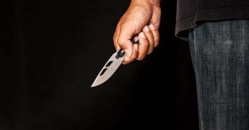 ПРОБАЛ ДА ОГРАБИ ОБЛАЖУВАЛНИЦА СО НОЖ: Полицијата приведе 20-годишник од Скопје осомничен за разбојништво во обид на Бит Пазар