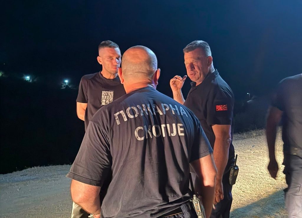 ЦУК: Пожарот од Моране се прошири кон село Габер, екипите остануваат на терен во текот на ноќта