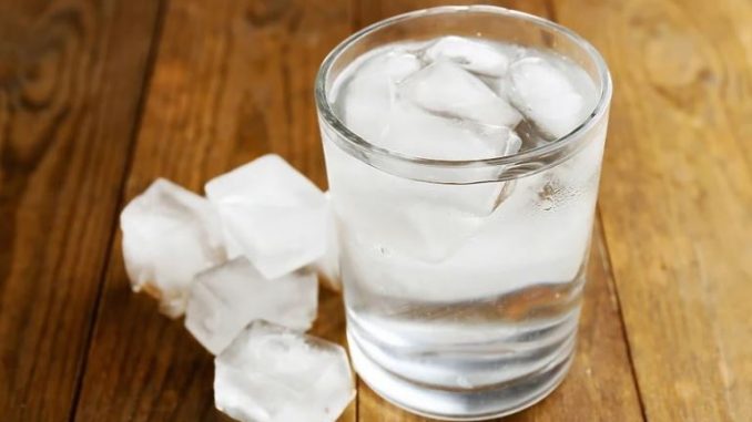 АХВ и „Водовод“ тврдат дека водата од скопскиот водовод е безбедна за пиење