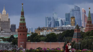 Ладен бран во Москва: Eдна од најстудените ноќи во летото