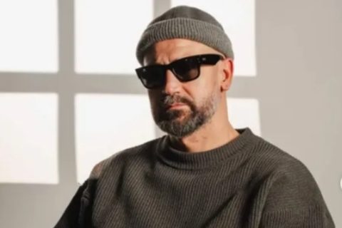 Тони Зен вози нов „ѕвер“ на четири тркала и баш јако му личи