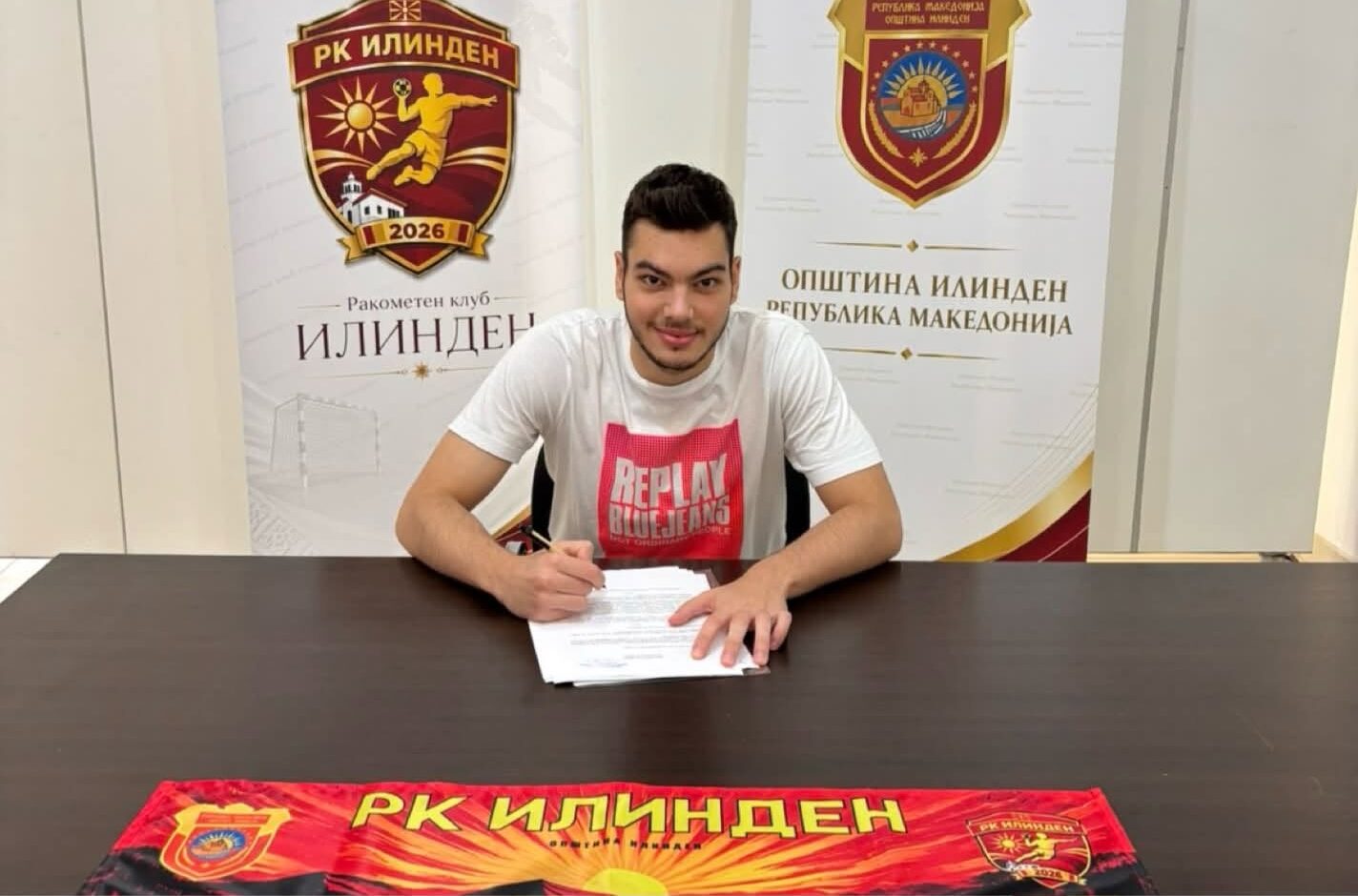 Илинден го промовира Перуновски
