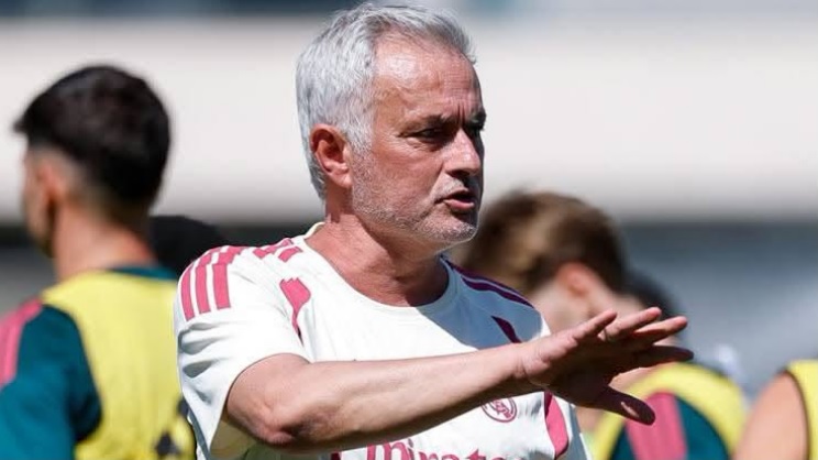 Мурињо е бесен на одлуката на Родри, кој ја одбра Барселона пред Реал