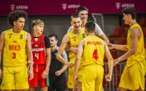 Кадетите од „минус 18“ до победа над Унгарија