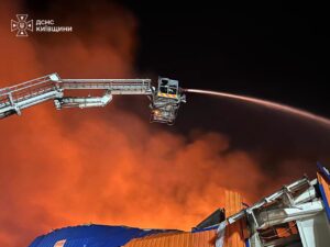 ВИДЕО: Русија го нападна Киев со балистички ракети, најмалку 15 мртви