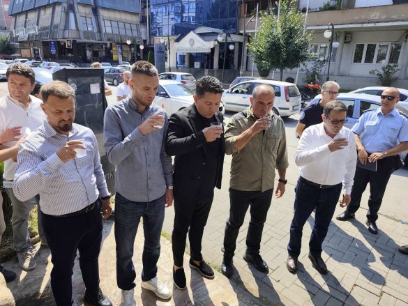 СДСМ: Кога Мицкоски ќе појде во Гостивар на една здравица со гостиварска вода?