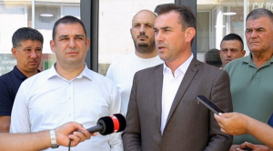 Постигнат договор за цената на „ајварката“: 40 денари по килограм за прва класа, 30 денари за прва-втора класа